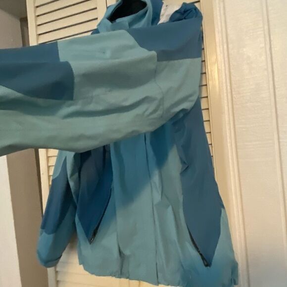 LL Bean Outer Shell rain jacket - Picture 3 of 13